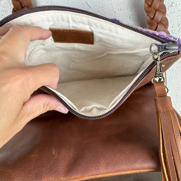 Kena & Lo fold over crossbody - Picture 3 of 10